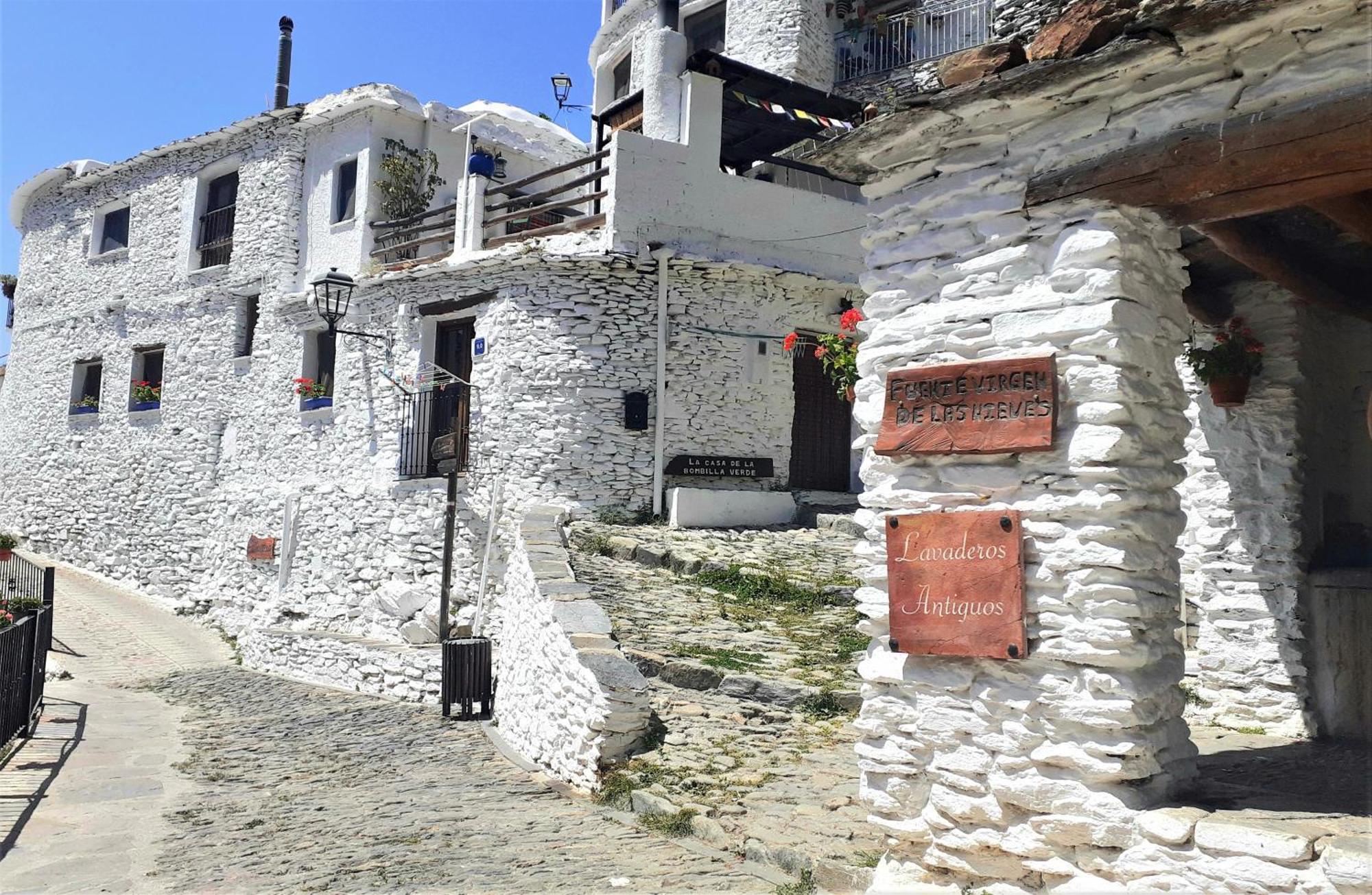 La Casa De La Bombilla Verde Trevélez المظهر الخارجي الصورة